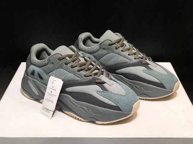 men air yeezy 700 boosts-009